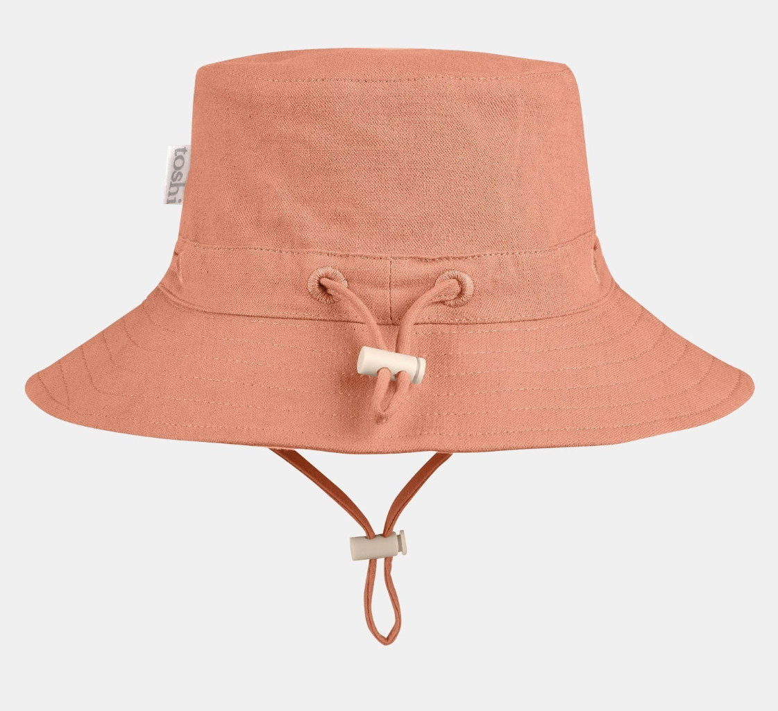 Toshi Sunhat Olly Marsala