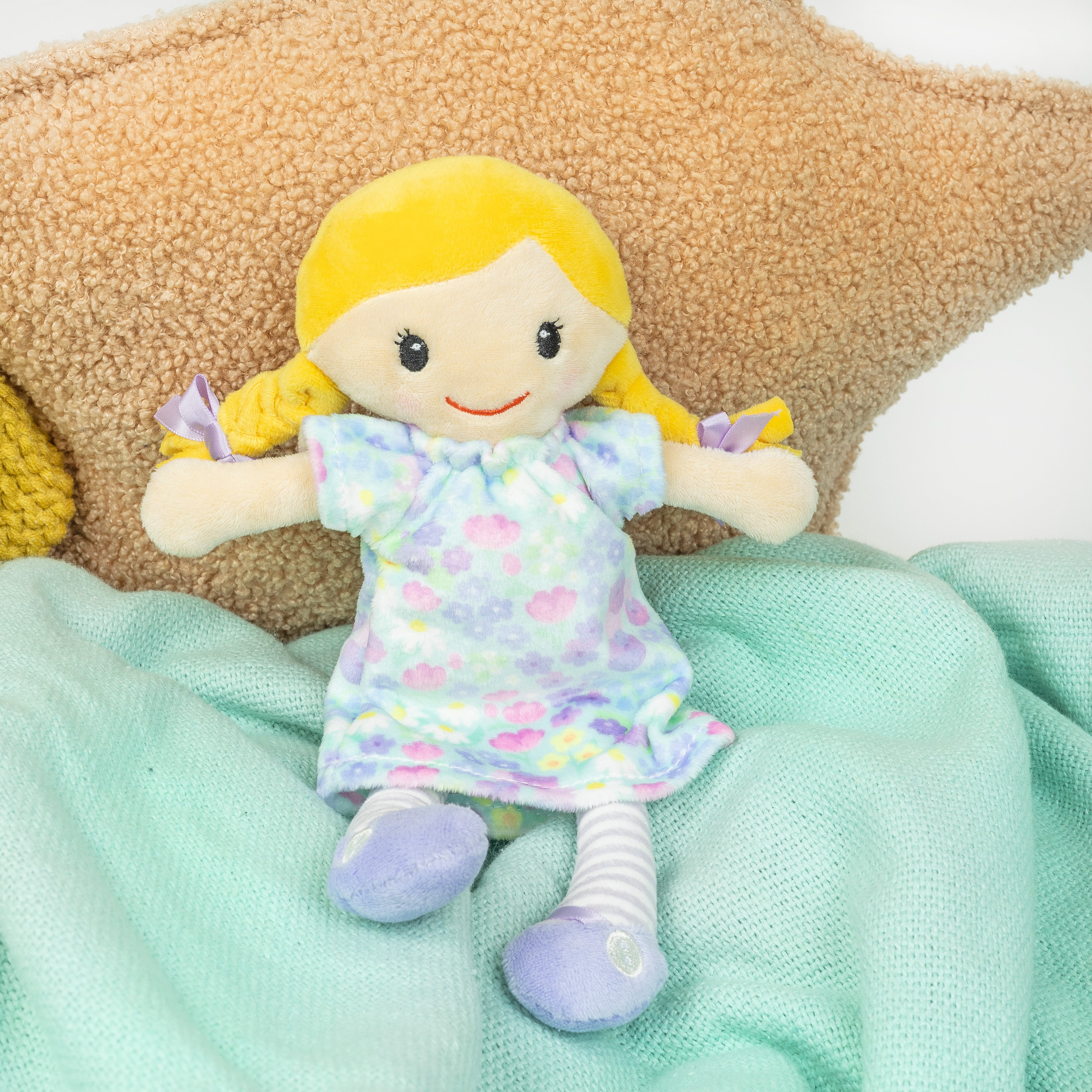 TPP_1-1112MiniRagDoll-Charlie_11a_5266eb1b-35fb-4520-89cf-888e87dbe318.jpg